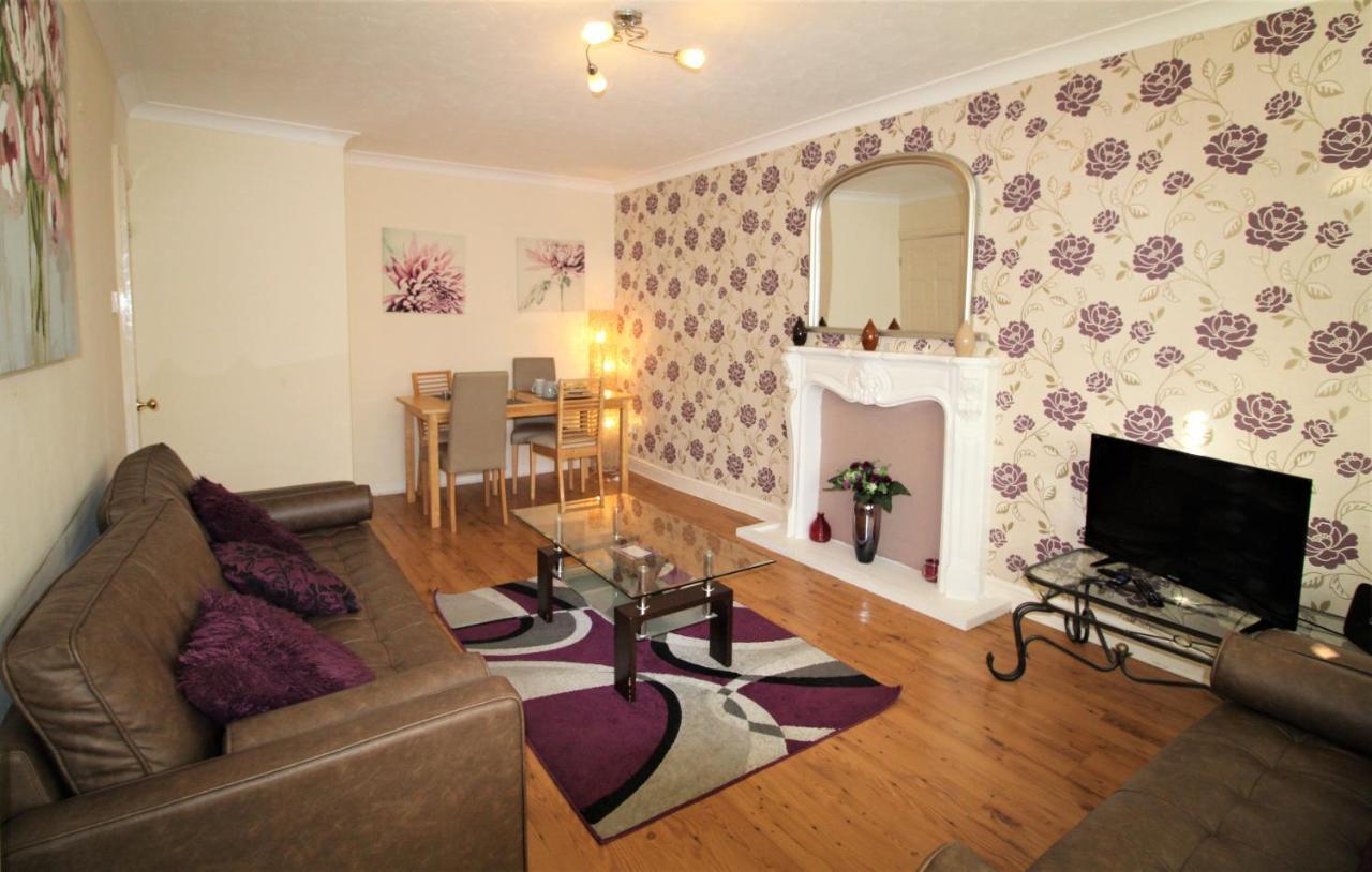 Doncaster - Boswell - Large Balcony Apartment - 2 Double Beds - 2 Bedrooms - Close To Town & Racecourse - Off Street Parking 2 Cars - Fast Wifi Exteriér fotografie